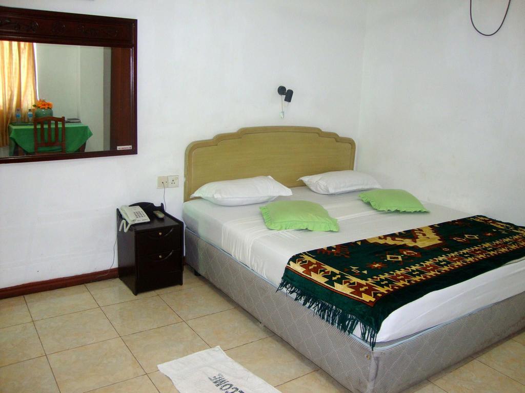 Green Park Beach Hotel Trikunamalaja Pokój zdjęcie