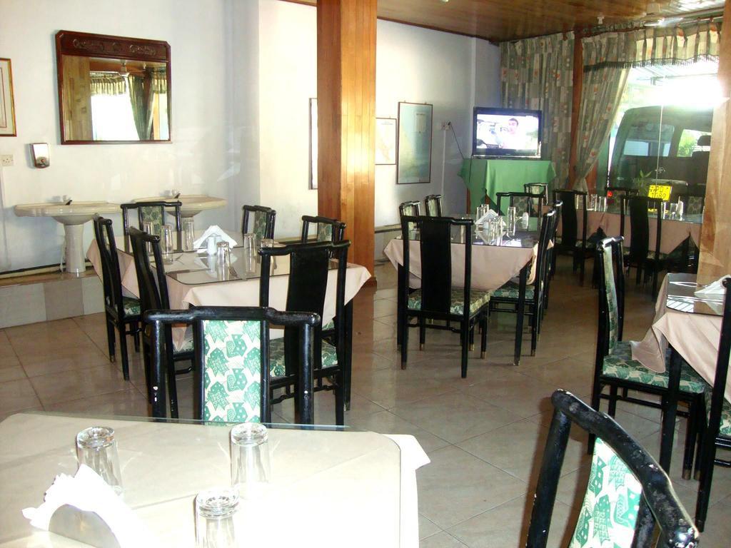 Green Park Beach Hotel Trikunamalaja Zewnętrze zdjęcie