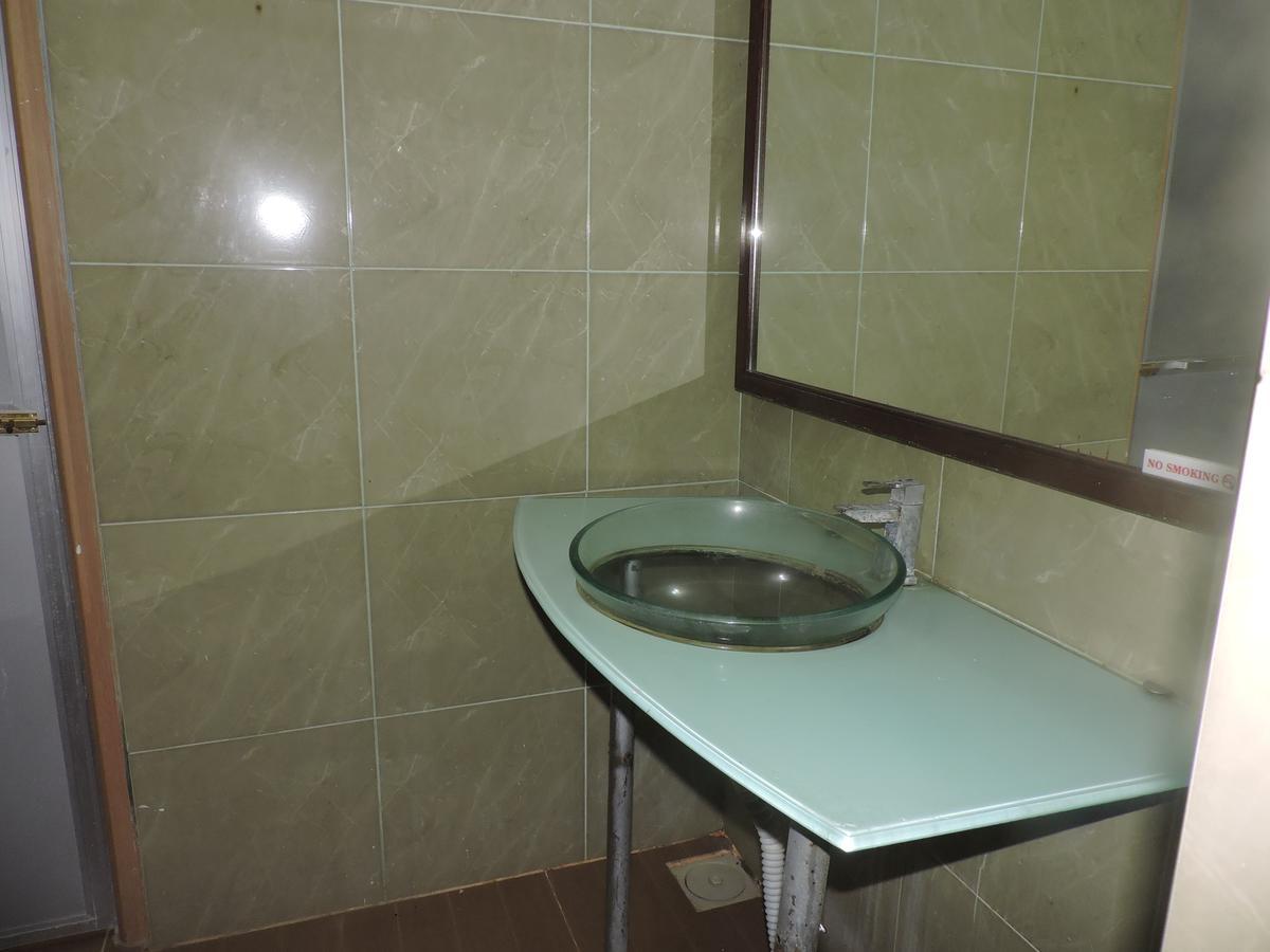 Green Park Beach Hotel Trikunamalaja Zewnętrze zdjęcie
