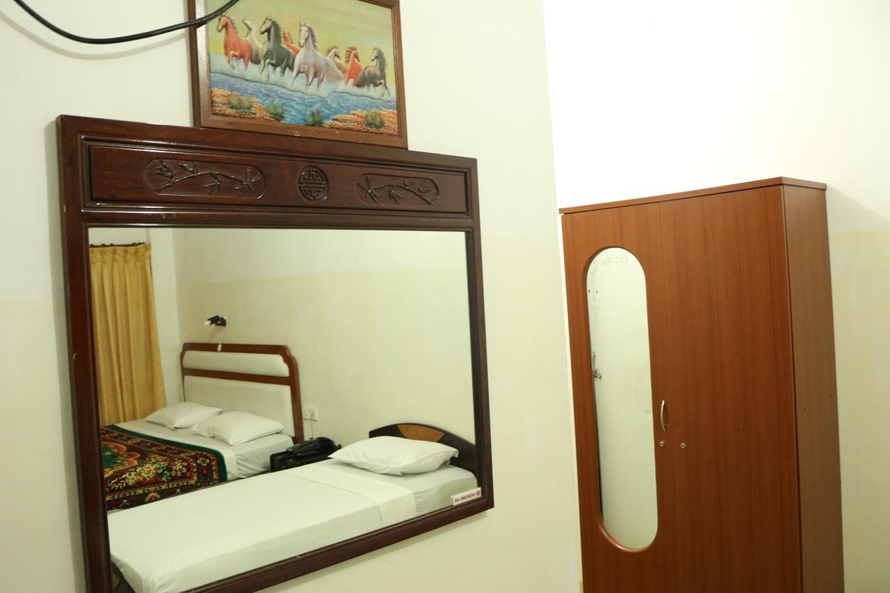 Green Park Beach Hotel Trikunamalaja Zewnętrze zdjęcie